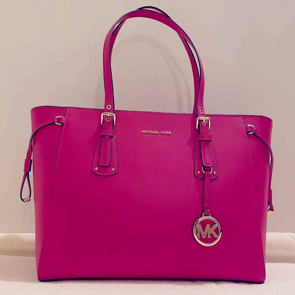 Michael Kors Voyager Bag in Hot Pink